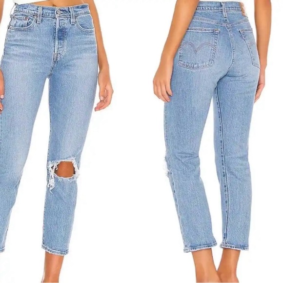 Women’s Premium Wedgie Straight Levi’s. Color - Tango Fray. Size 24. - Picture 7 of 7